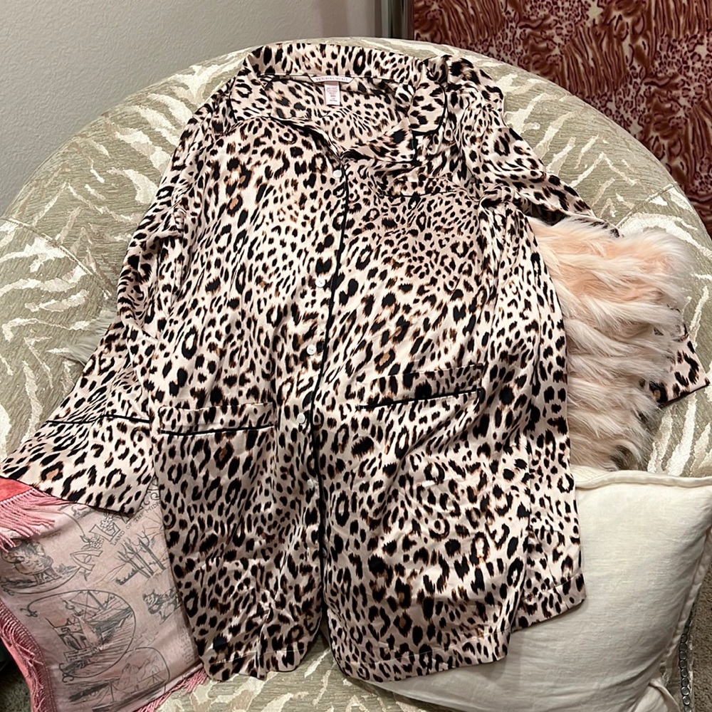 Victoria’s Secret Button Night Gown